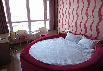 ياوتشنغ Shuangdie Business Hotel المظهر الخارجي الصورة